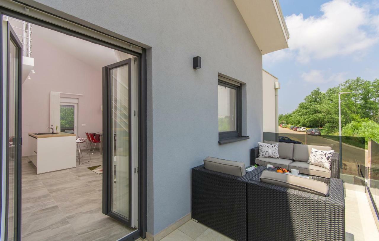 Apartment Lunne Novigrad Istria المظهر الخارجي الصورة